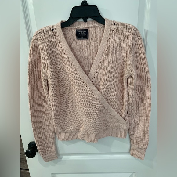 Abercrombie & Fitch Sweaters - Abercrombie sweater